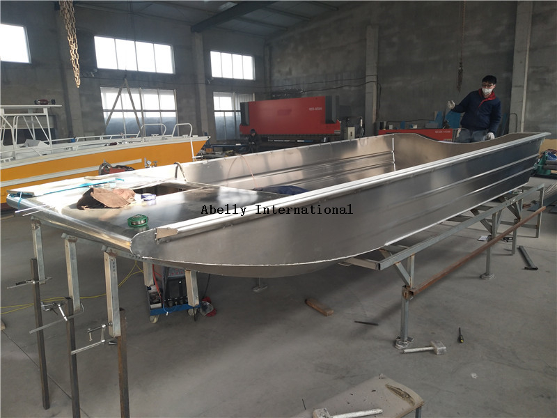 Aluminum Airboat Hull Cleaning and Restoration