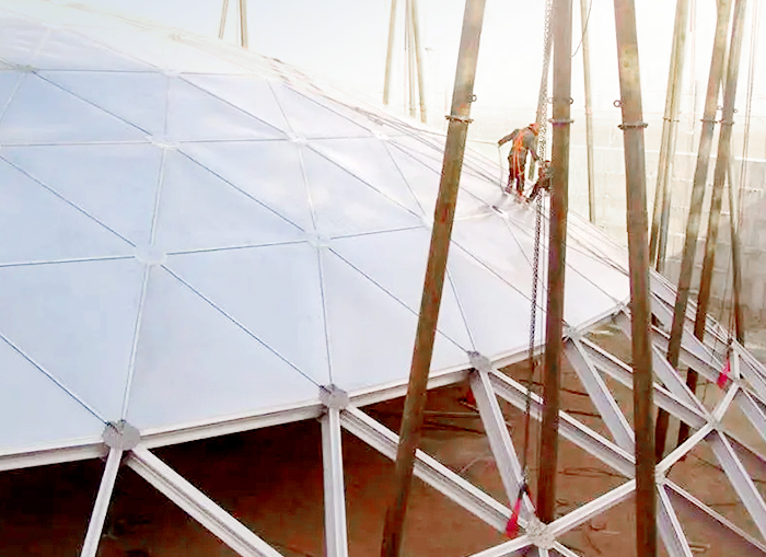 Abelly supply aluminum beams for the domes in different industries.