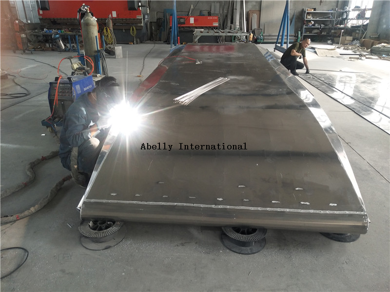 All welded aluminum Airboat Hull